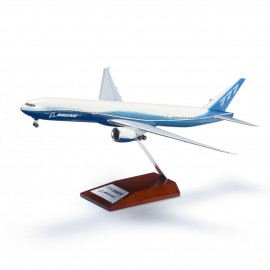 777-300ER Snap-Together Model with Wood Base